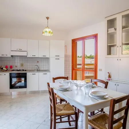 Holiday home Casa Longone